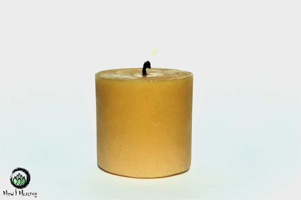 Beeswax Candle Mountain Rose Herbs Review: The Best Sustainable Herbs, Spices, Teas, & Essential Oils Mountain Rose Herbs unlit beeswax candle.